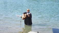 Taufgottesdienst am Badestrand in Brennet (Wehr)